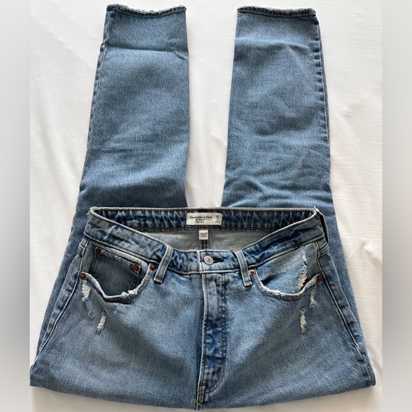 Abercrombie & Fitch Curve Love High Rise Skinny Jeans - Picture 3 of 3